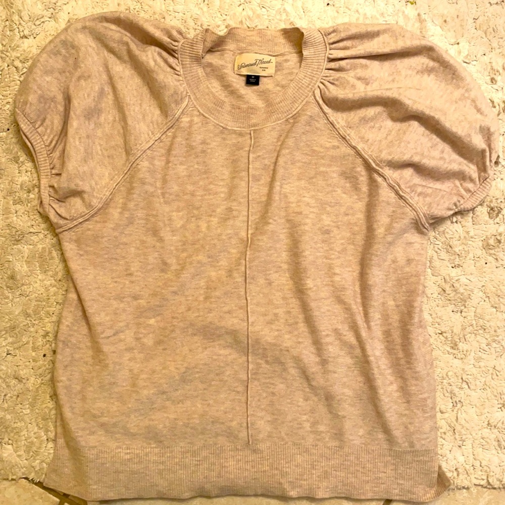 Puffed Sleeve Top